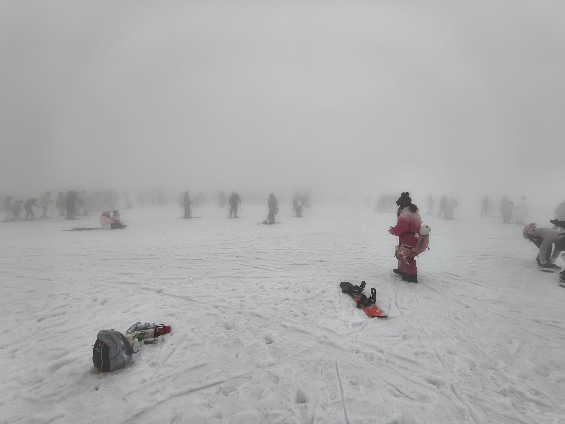 Snow on the hills of Anji County in January
